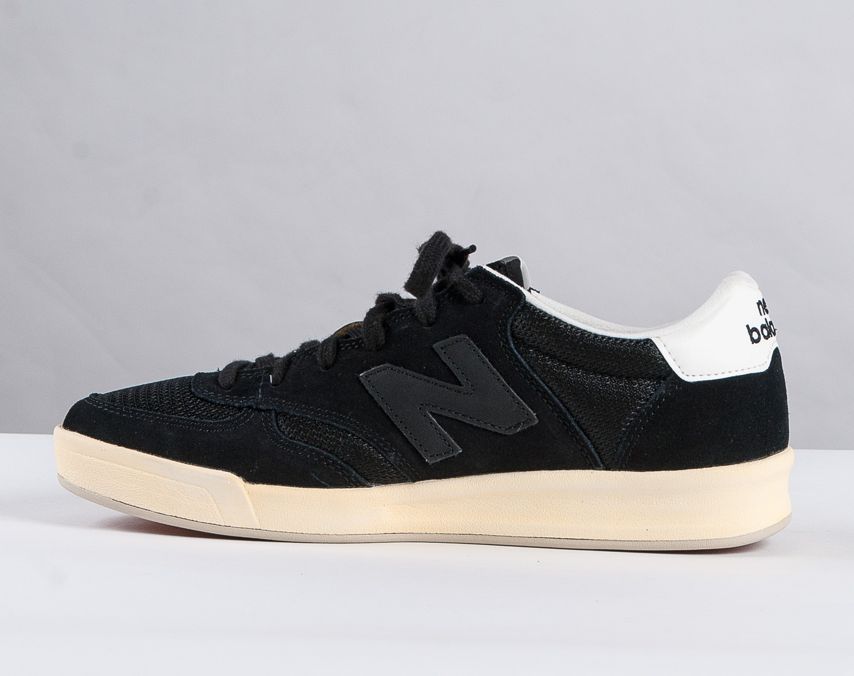 Boty New Balance CRT300CJ Black/White