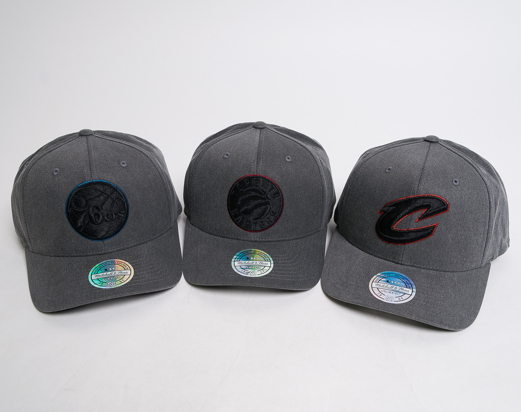 Kšiltovka Mitchell & Ness Cleveland Cavaliers Washed Denim Orange Snapback