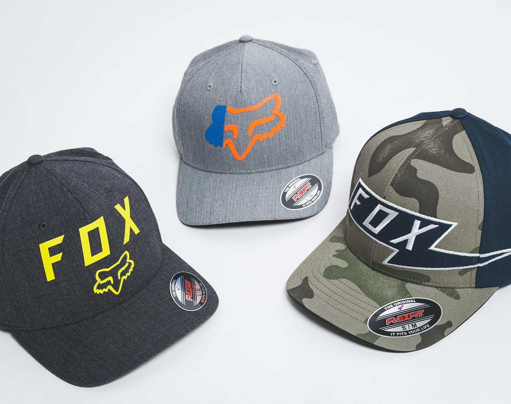 Kšiltovka FOX AMP Flexfit Camo