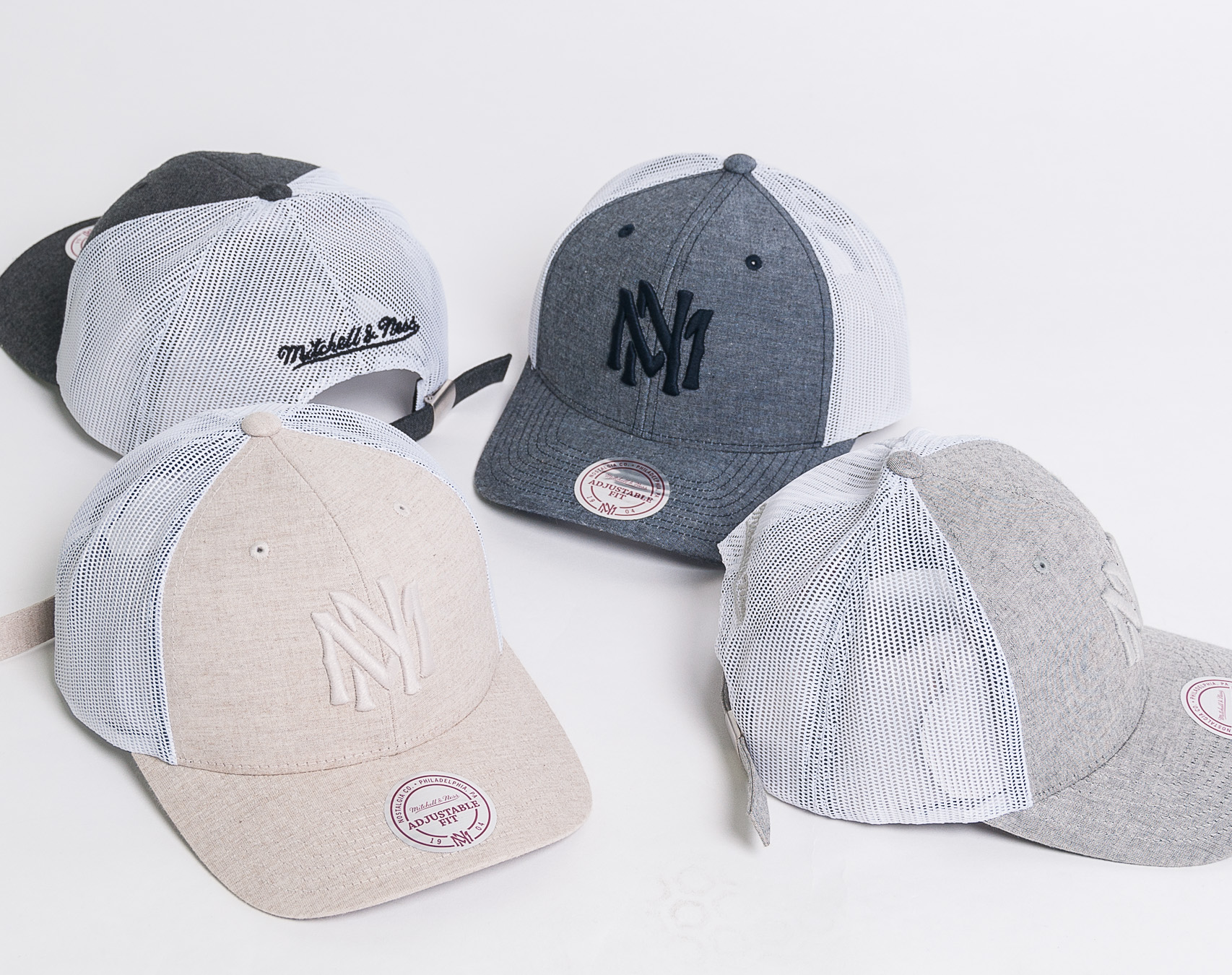 Kšiltovka Mitchell & Ness Tints Dark Grey Snapback