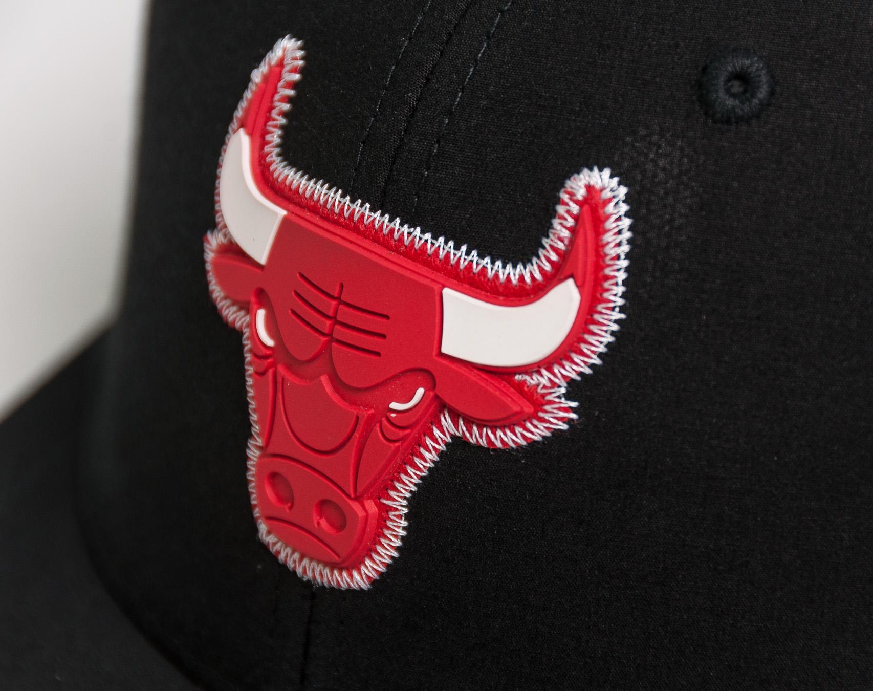 Kšiltovka Mitchell & Ness NBA Biowashed Zig Zag 110 SB Chicago Bulls Black Snapback