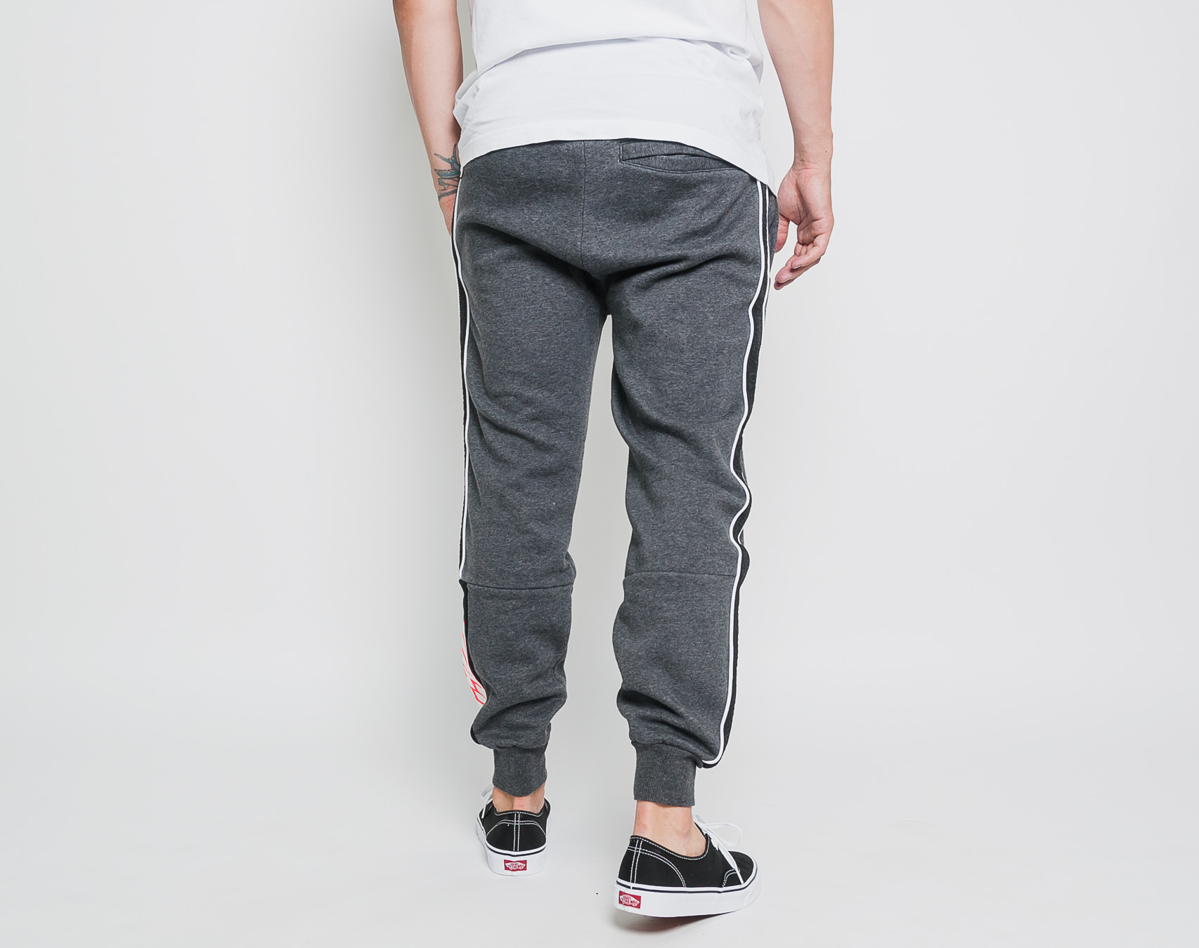 Tepláky Cayler & Sons CSBL Shifter Sweatpants Charcoal/Lazerred