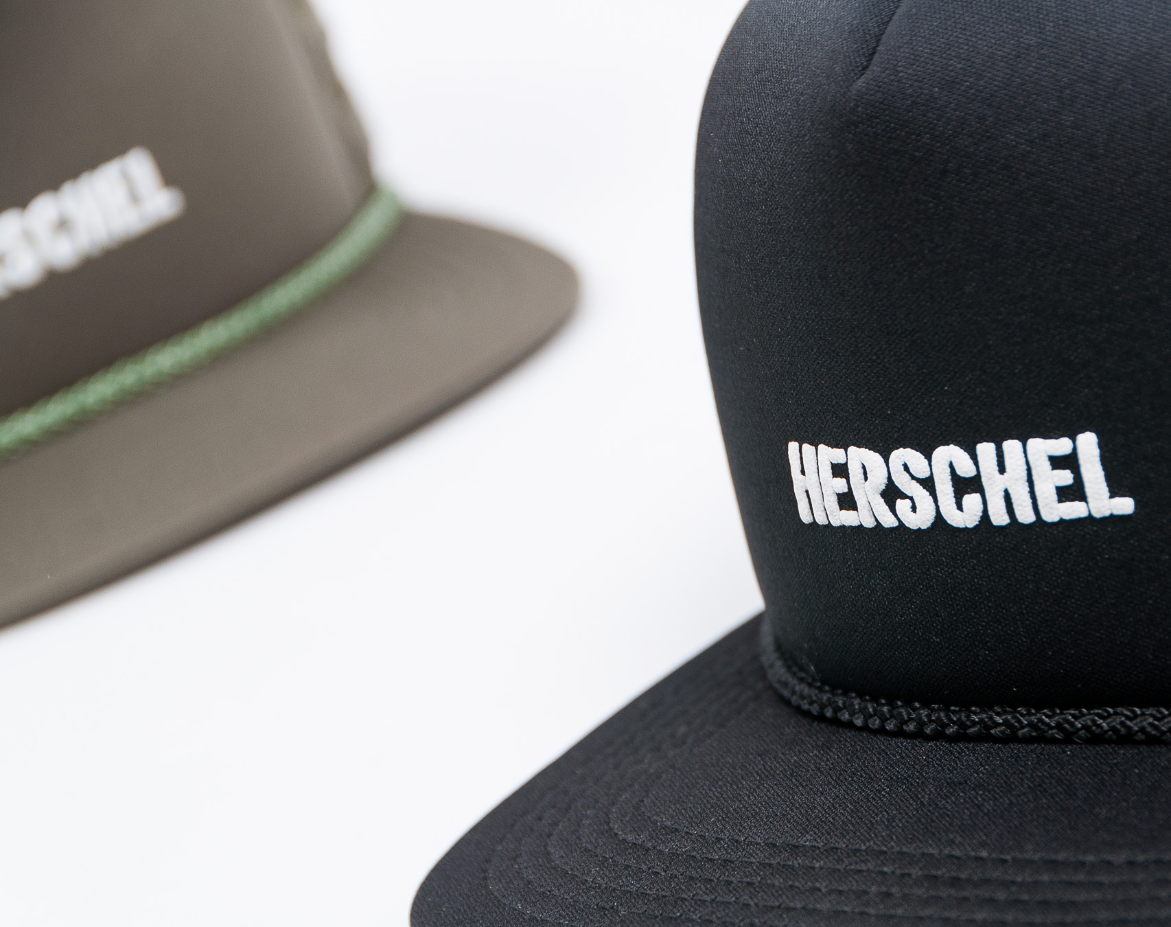 Kšiltovka Herschel Supply Whaler Print Polyester Army Snapback 1137-0392